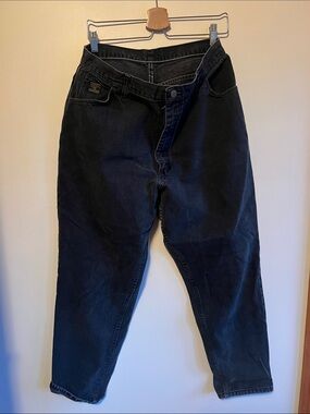 Wrangler Relaxed Fit Jeans in Black